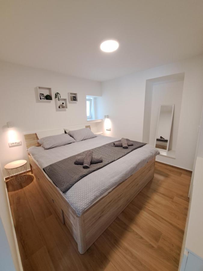 Apartman Tea Mali Lošinj Eksteriør bilde