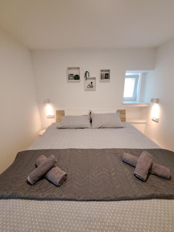 Apartman Tea Mali Lošinj Eksteriør bilde
